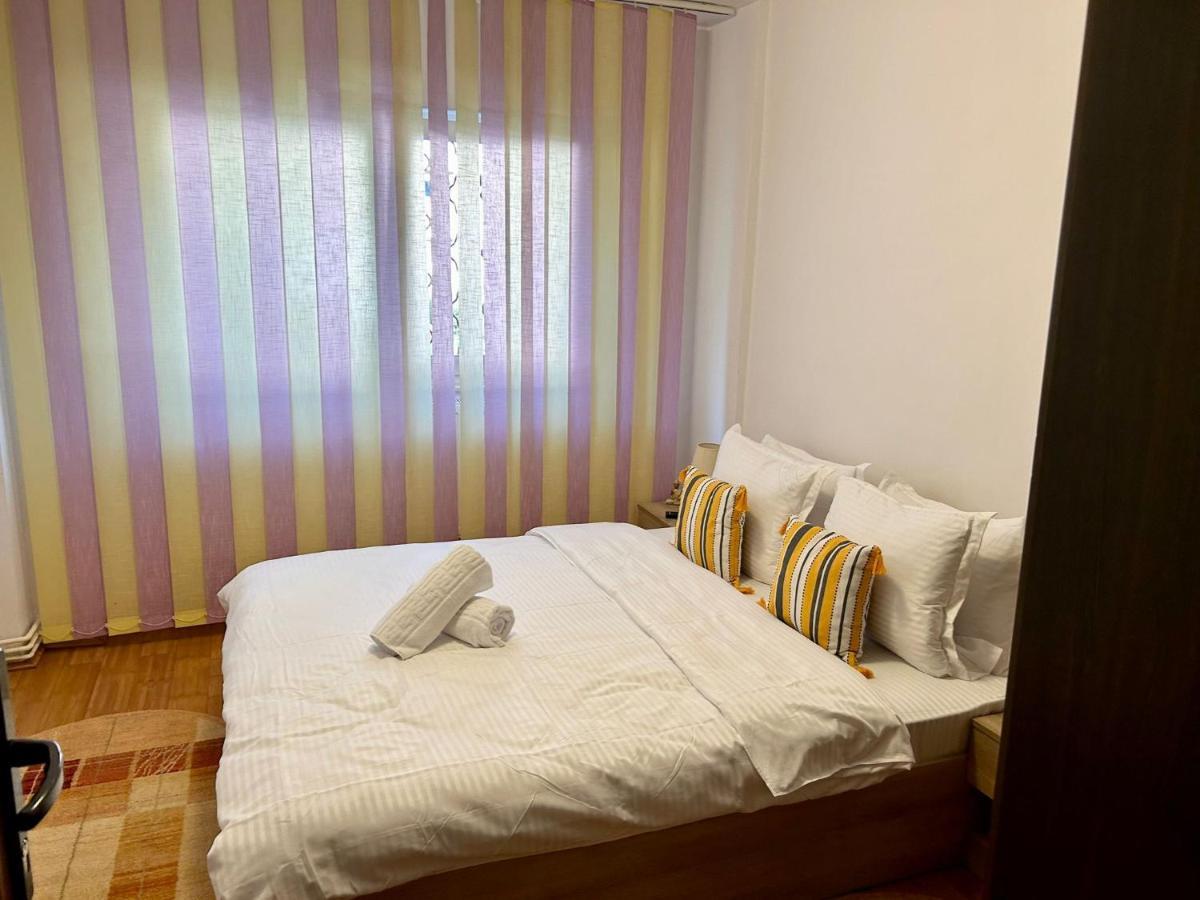 Jad - Familiy 4 Rooms Apartment - Near Forest And Historic Center - Racadau Brassó Kültér fotó