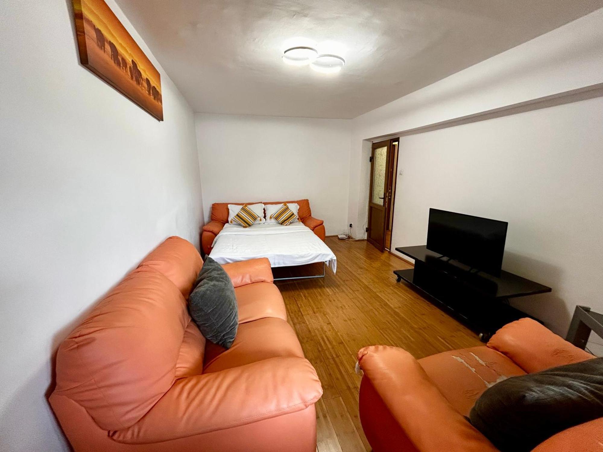 Jad - Familiy 4 Rooms Apartment - Near Forest And Historic Center - Racadau Brassó Kültér fotó